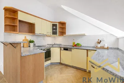 Living room; wood floor, natural light, modern style
