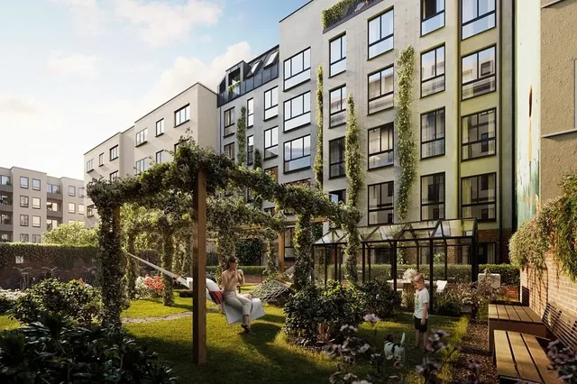 Küche; küchengeräte, holzboden, tageslicht, moderner stil