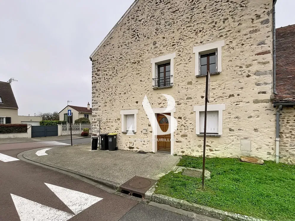 Küche; küchengeräte, holzboden, tageslicht, moderner stil