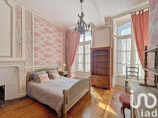 Wohnzimmer; holzboden, tageslicht, moderner stil