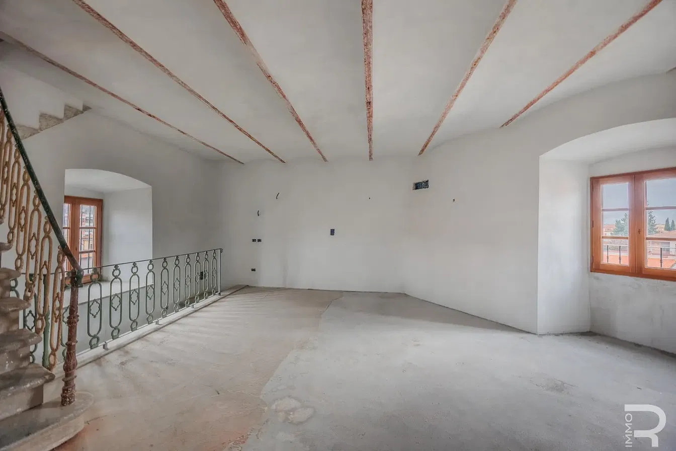 Küche; küchengeräte, holzboden, tageslicht, moderner stil