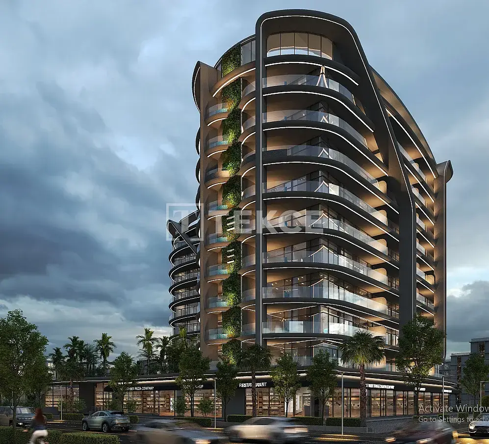 Kuchyňa; kuchynské spotrebiče, drevená podlaha, prirodzené svetlo, moderný štýl