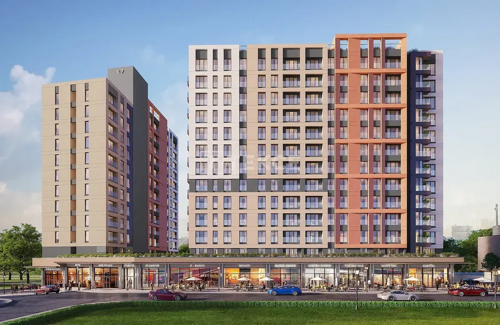 Keuken; keukenapparatuur, houten vloer, natuurlijk licht, moderne stijl