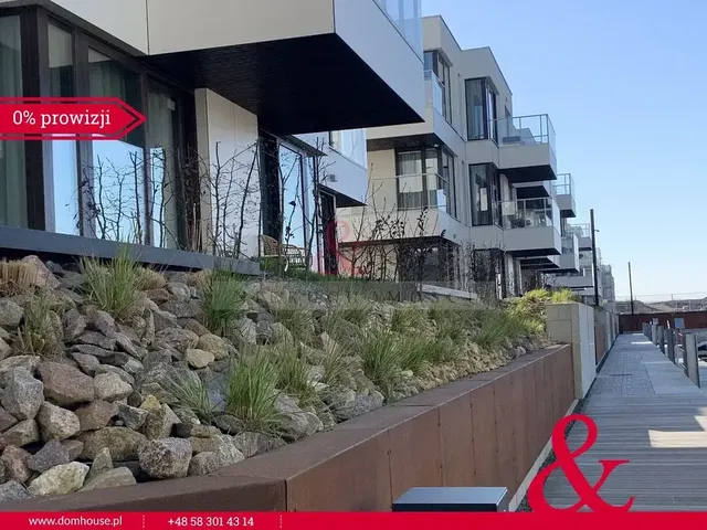 Küche; küchengeräte, holzboden, tageslicht, moderner stil