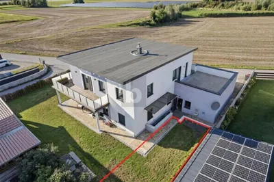 Küche; küchengeräte, fliesenboden, tageslicht, moderner stil