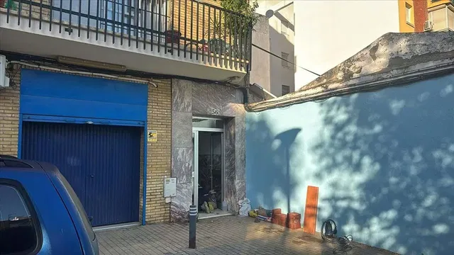 Cuisine; électroménager, parquet, lumière naturelle, style moderne