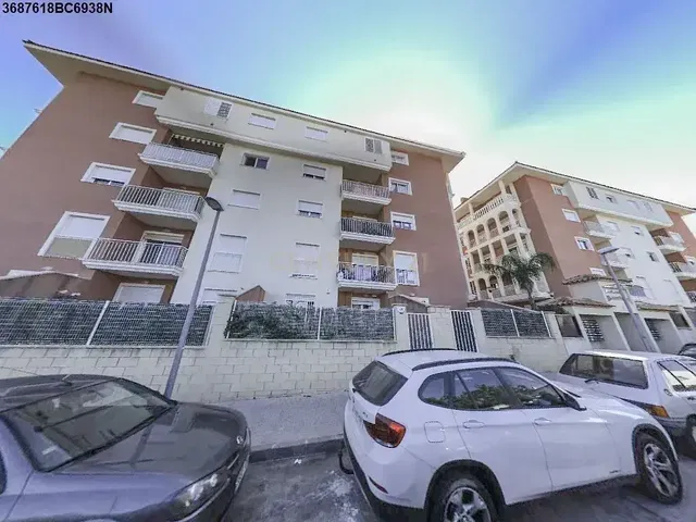 مطبخ; أجهزة المطبخ, أرضية خشبية, ضوء طبيعي, أسلوب عصري