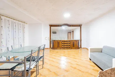 مطبخ; أجهزة المطبخ, أرضية خشبية, ضوء طبيعي, أسلوب عصري