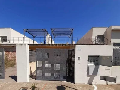 مطبخ; أجهزة المطبخ, أرضية خشبية, ضوء طبيعي, أسلوب عصري