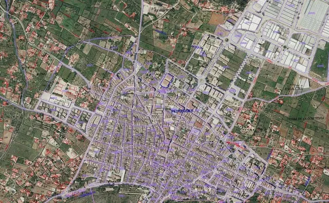 مطبخ; أجهزة المطبخ, أرضية خشبية, ضوء طبيعي, أسلوب عصري