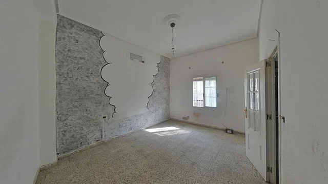 Soggiorno; pavimento in legno, luce naturale, stile moderno