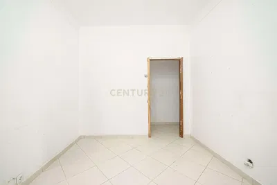 Kitchen; kitchen appliances, wood floor, natural light, modern style