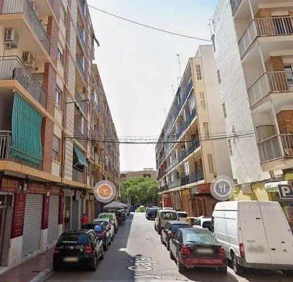 Wohnzimmer; holzboden, tageslicht, moderner stil