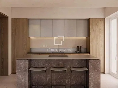 Oturma odası; ahşap zemin, doğal ışık, modern stil