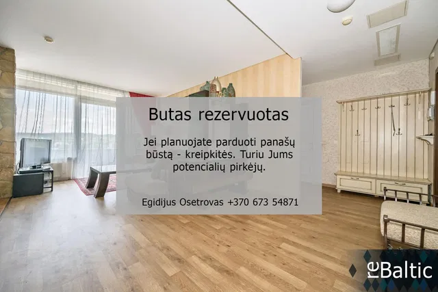 Küche; küchengeräte, holzboden, tageslicht, moderner stil