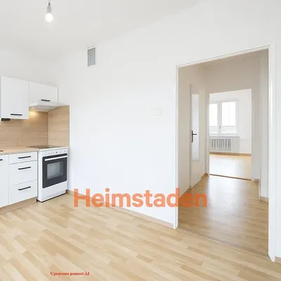 Küche; küchengeräte, holzboden, tageslicht, moderner stil