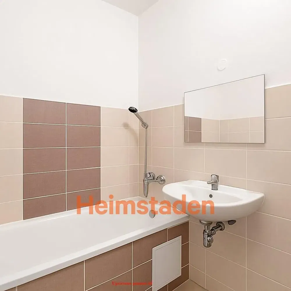 Cucina; elettrodomestici, pavimento in legno, luce naturale, stile moderno