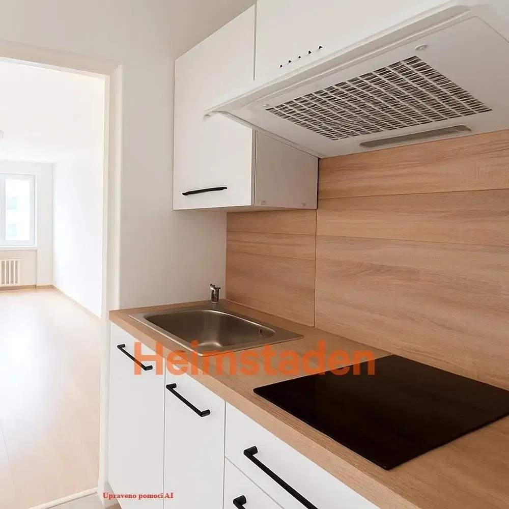 Küche; küchengeräte, holzboden, tageslicht, moderner stil