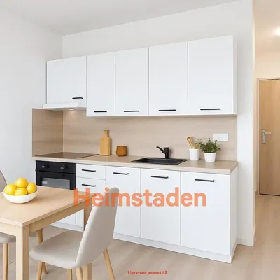 Oturma odası; ahşap zemin, doğal ışık, modern stil