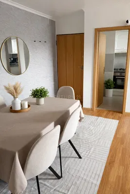 Küche; küchengeräte, holzboden, tageslicht, moderner stil