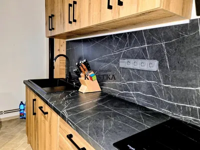 Дневна соба; дрвени под, природно светло, модерни стил