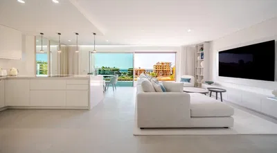 Küche; küchengeräte, holzboden, tageslicht, moderner stil