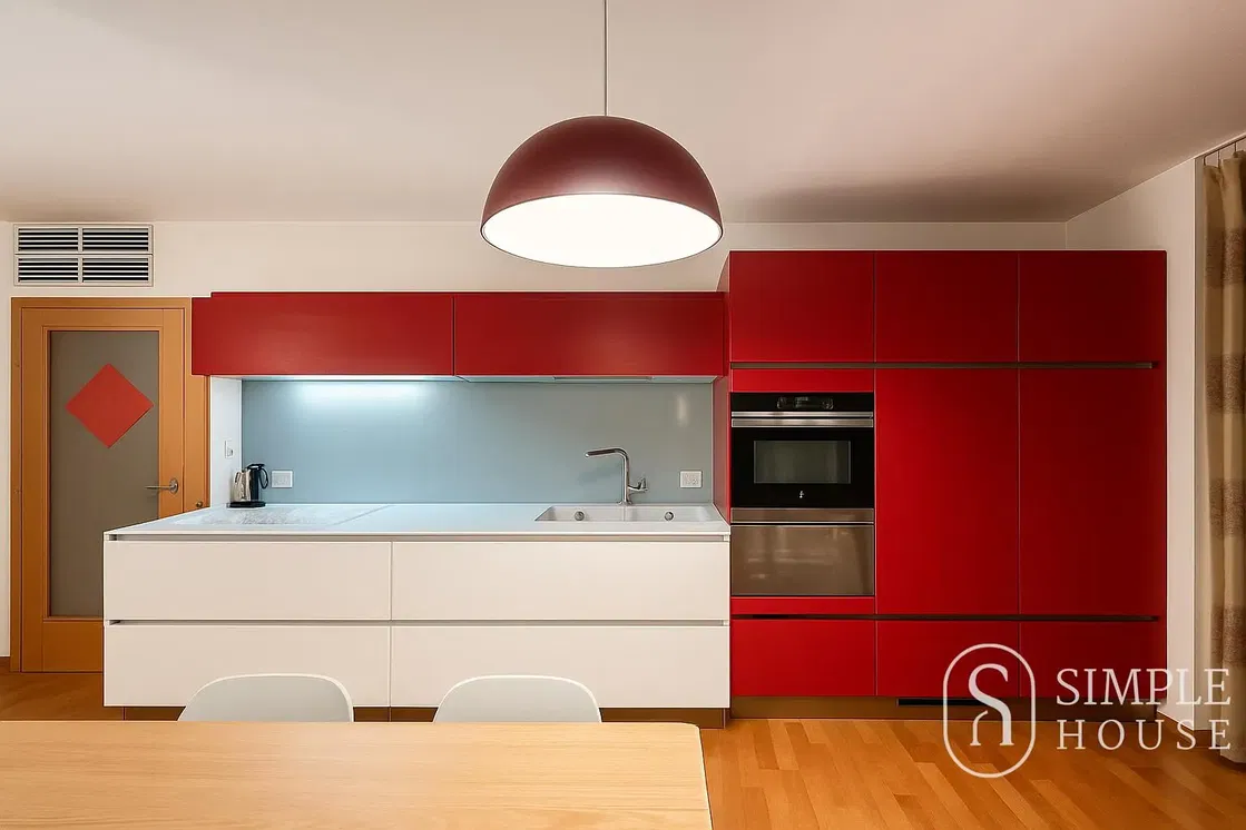 Хол; дървен под, естествена светлина, модерен стил, високи тавани