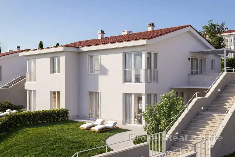 Wohnzimmer; holzboden, tageslicht, moderner stil