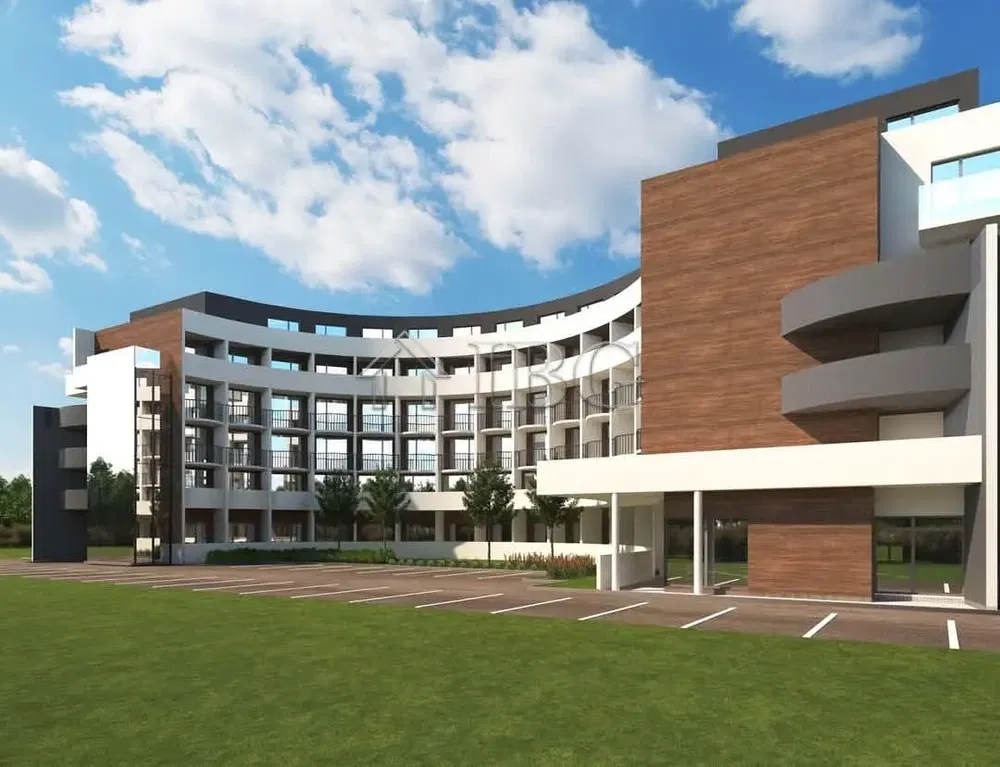 Дневна соба; дрвени под, природно светло, модерни стил