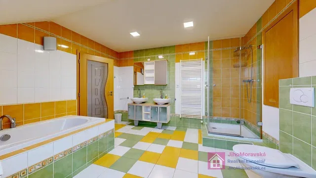 Kitchen; kitchen appliances, wood floor, natural light, modern style