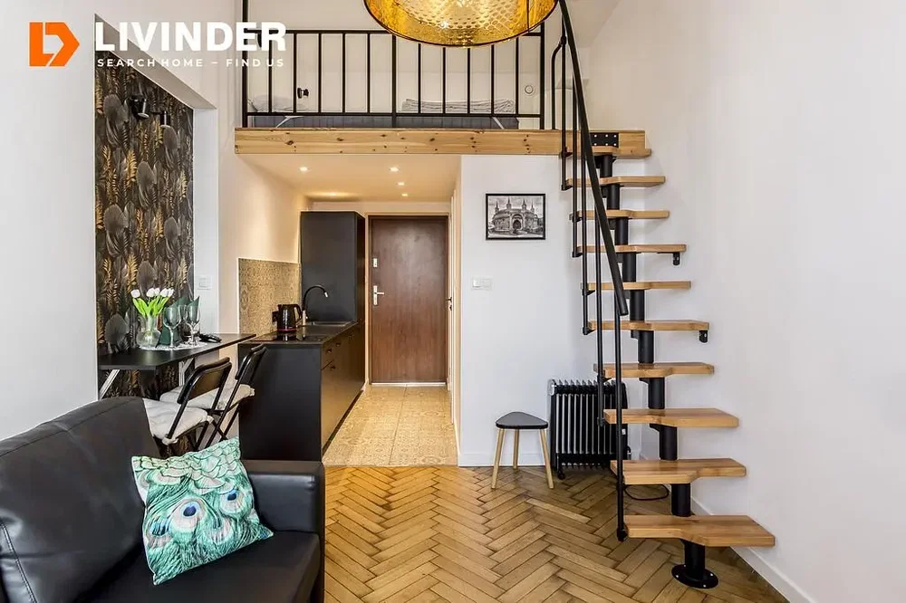 Küche; küchengeräte, holzboden, tageslicht, moderner stil