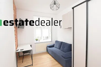 Küche; küchengeräte, holzboden, tageslicht, moderner stil