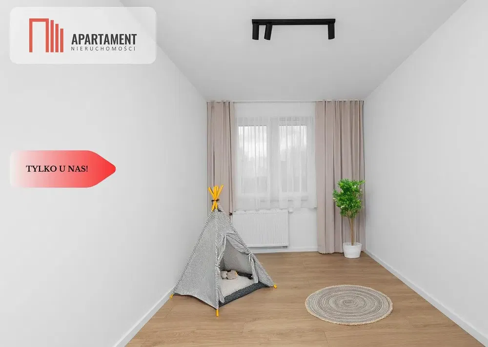 Küche; küchengeräte, holzboden, tageslicht, moderner stil