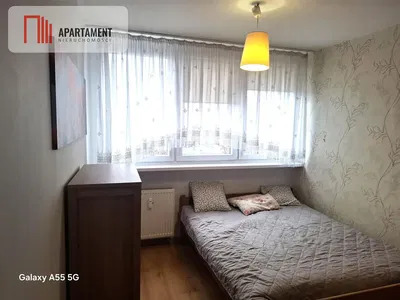 Küche; küchengeräte, holzboden, tageslicht, moderner stil