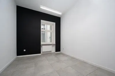 Salon; parquet, lumière naturelle, style moderne