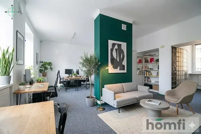 Küche; küchengeräte, holzboden, tageslicht, moderner stil