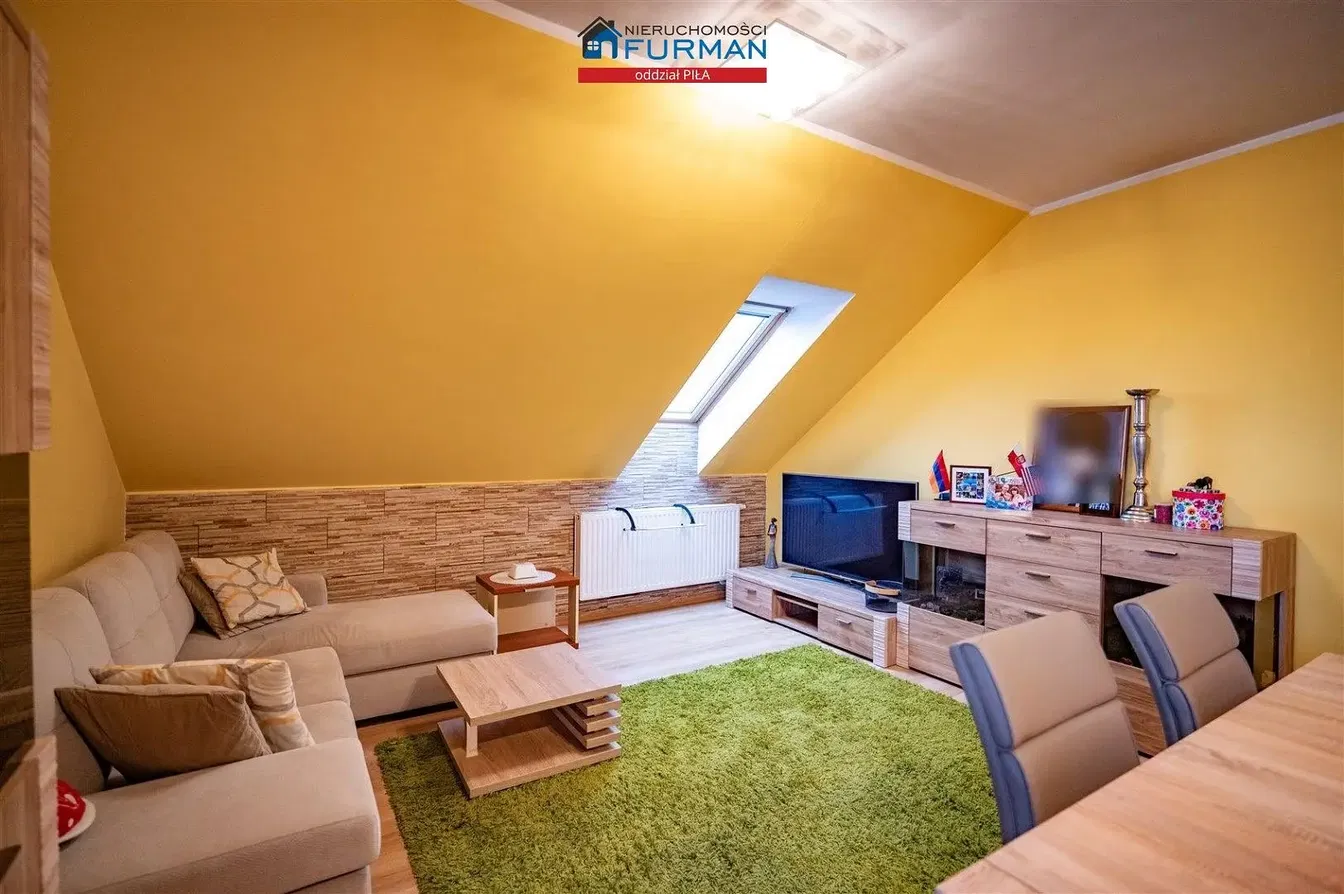 Küche; küchengeräte, holzboden, tageslicht, moderner stil