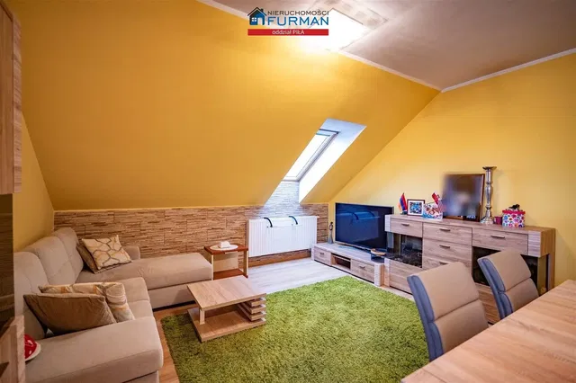 Küche; küchengeräte, holzboden, tageslicht, moderner stil