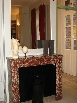 Кухня; кухненски уреди, плочки, естествена светлина, модерен стил