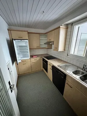 Küche; küchengeräte, holzboden, tageslicht, moderner stil