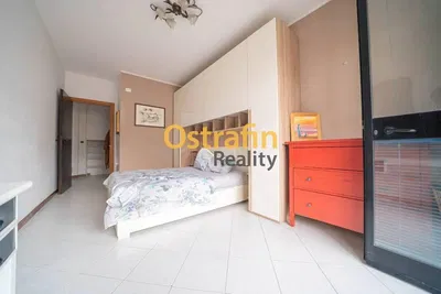 Salon; vue, lumière naturelle, style moderne