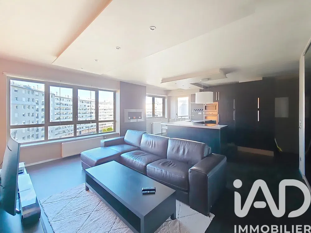 Kitchen; kitchen appliances, wood floor, natural light, modern style