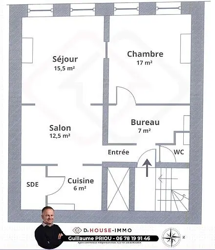 Κουζίνα; συσκευές κουζίνας, ξύλινο πάτωμα, φυσικό φως, μοντέρνο στυλ