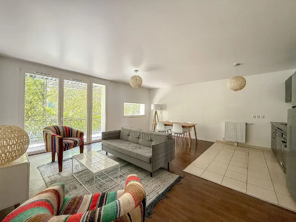 Wohnzimmer; blick, tageslicht, moderner stil