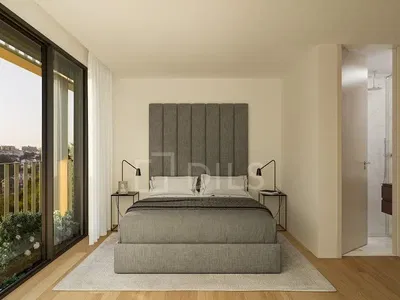 Υπνοδωμάτιο; θέα, ξύλινο πάτωμα, φυσικό φως, μοντέρνο στυλ