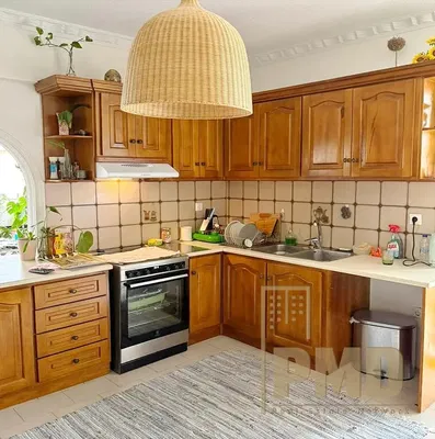 Kitchen; kitchen appliances, natural light