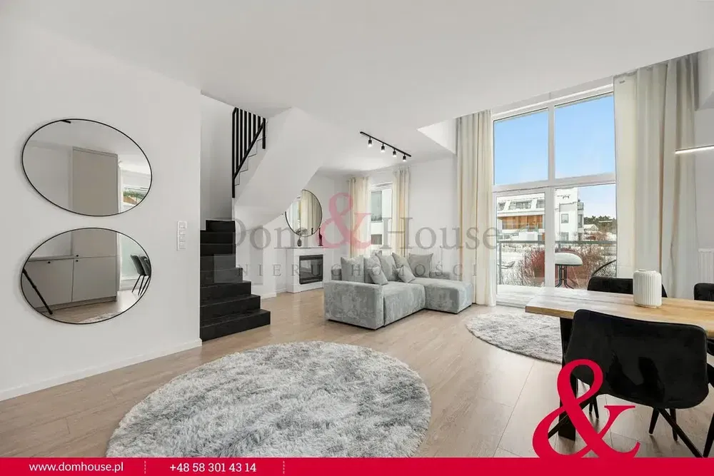 Salon; vue, cheminée, lumière naturelle