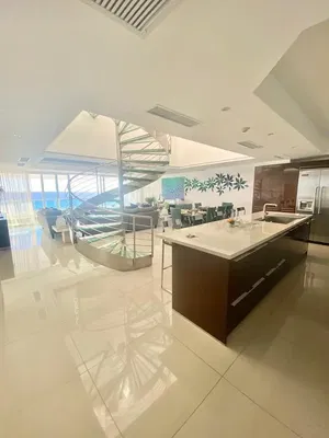 Küche; blick, fliesenboden, tageslicht