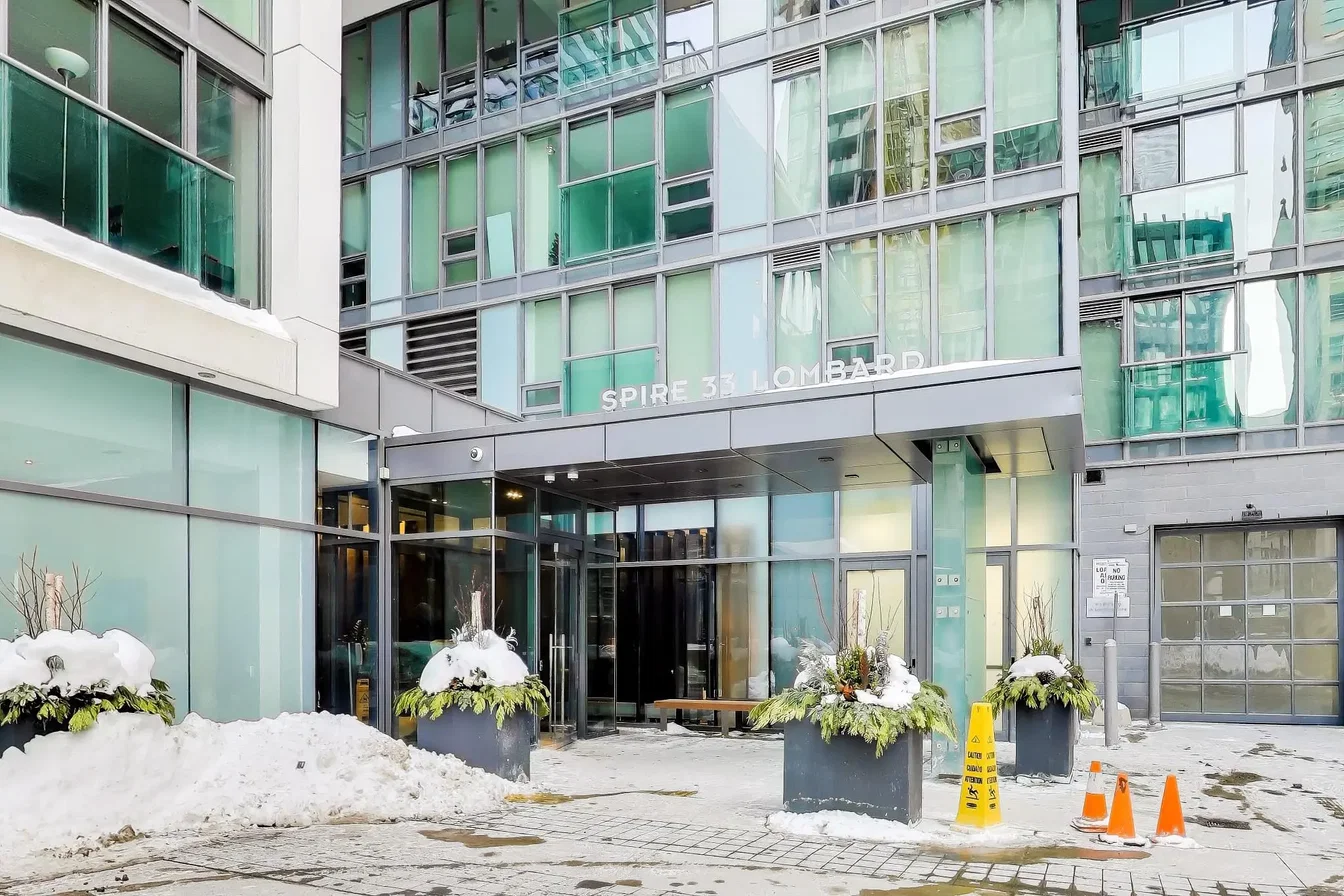 Кућа и околина