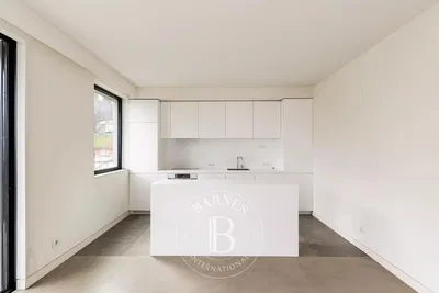 Kuchyně; výhled, po rekonstrukci